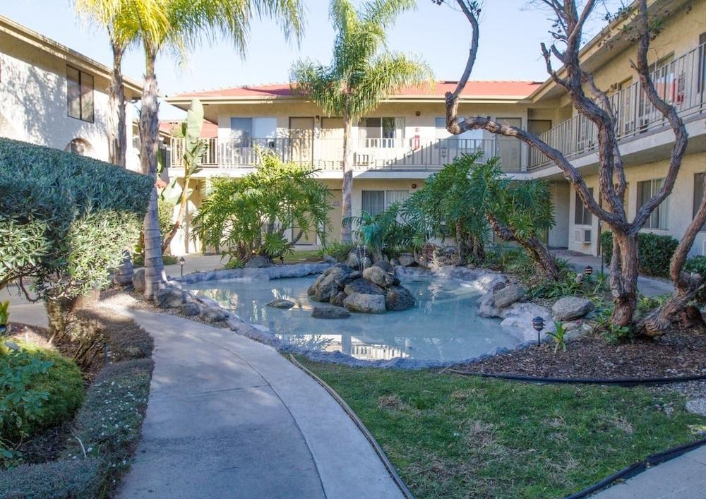 California Suites Hotel San Diego Kültér fotó