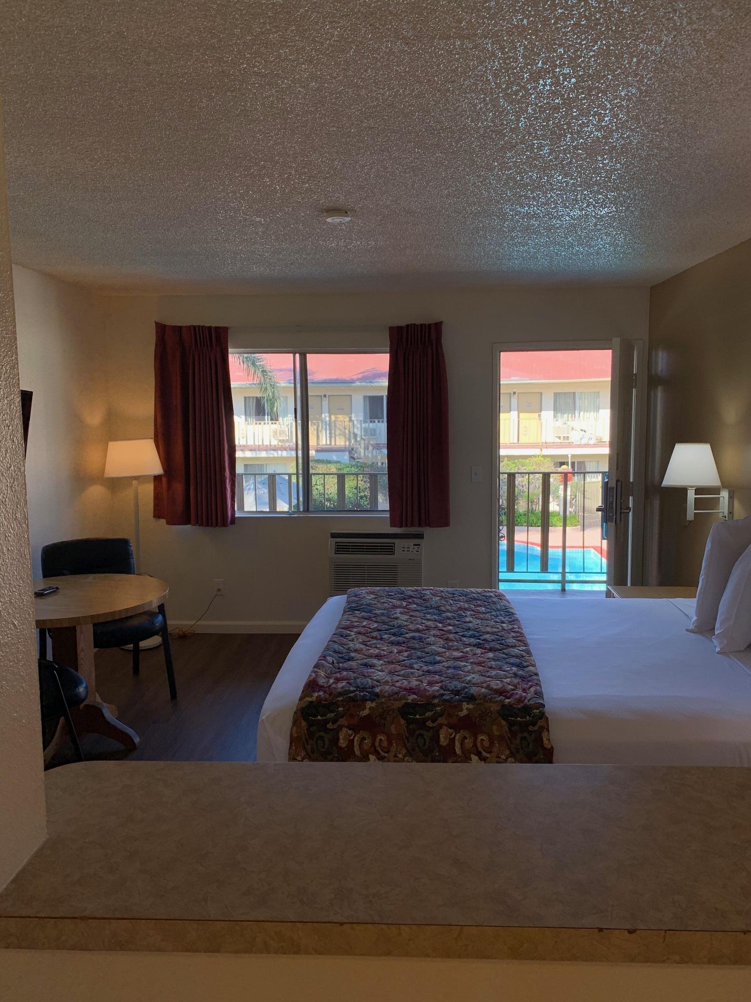 California Suites Hotel San Diego Kültér fotó