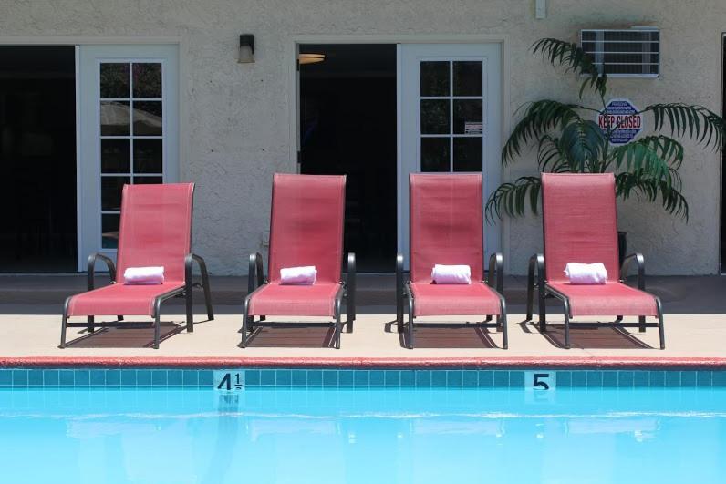 California Suites Hotel San Diego Kültér fotó